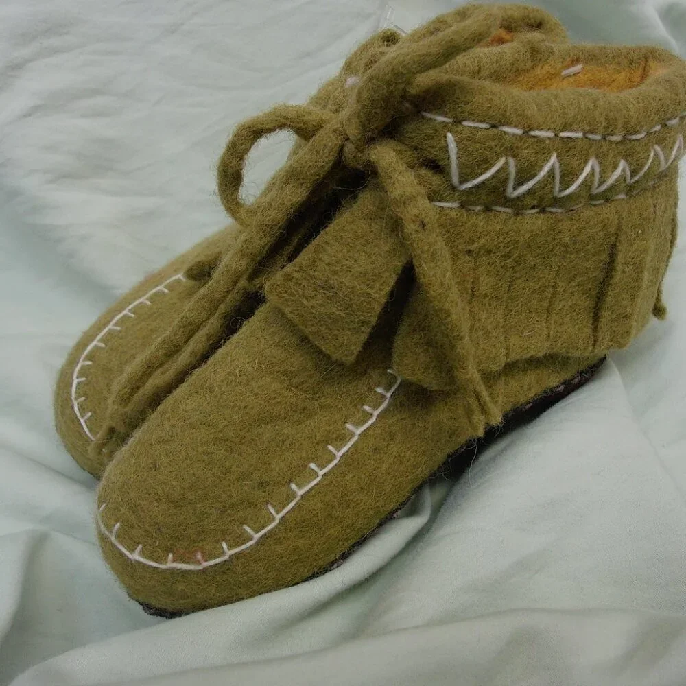 100% Wool olive green moccasins for kids